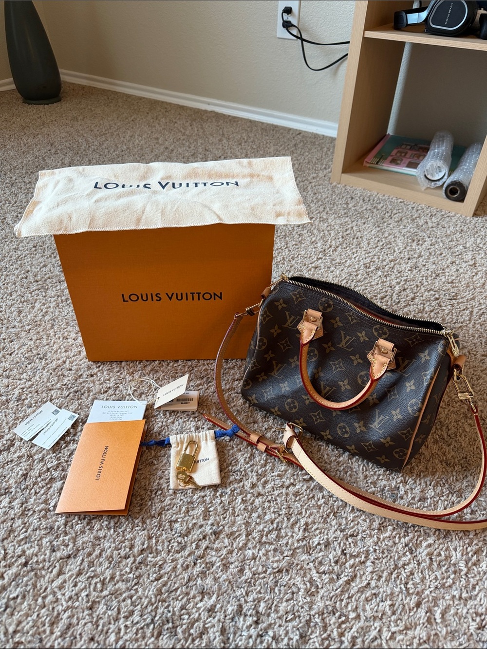 Louis Vuitton Speedy Bandouliere 25 Classic Monogram